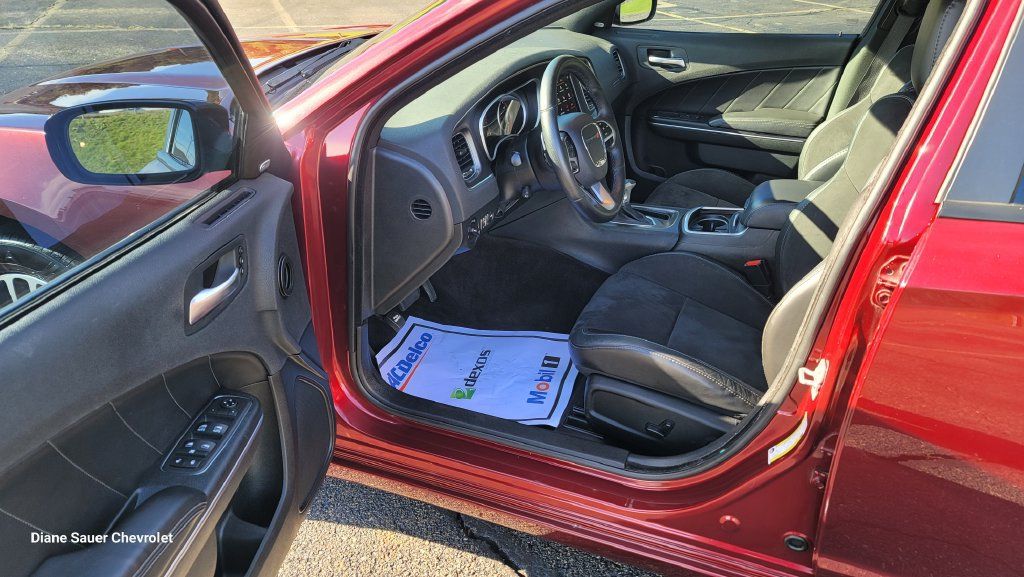 Used 2018 Dodge Charger GT AWD/4WD image 18