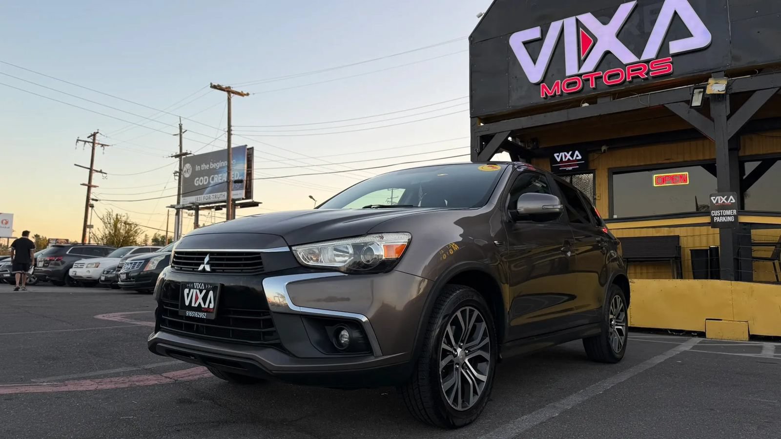 Used 2017 Mitsubishi Outlander Sport ES FWD image 1