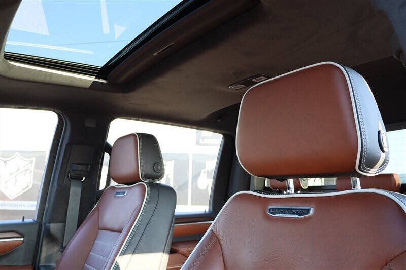 Used 2026 GMC Sierra 3500 Denali Ultimate AWD/4WD image 18