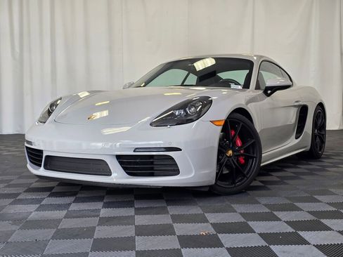 Certified 2018 Porsche 718 Cayman S image 1