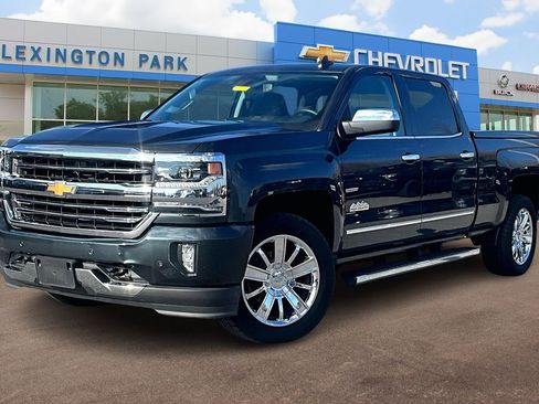 Used 2017 Chevrolet Silverado 1500 High Country image 11