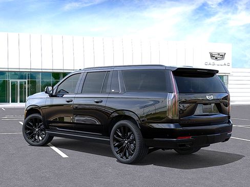 New 2026 Cadillac Escalade ESV Platinum Sport AWD/4WD image 3