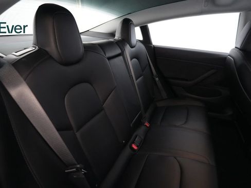 Used 2018 Tesla Model 3 Long Range RWD image 5