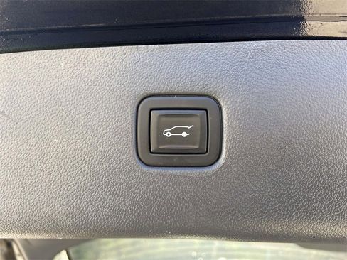 Used 2021 Chevrolet Blazer LT image 10