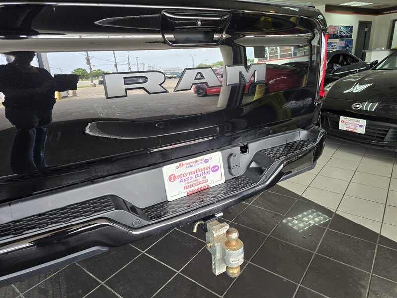 Used 2025 RAM 1500 Tradesman w/ Night Edition AWD/4WD image 32