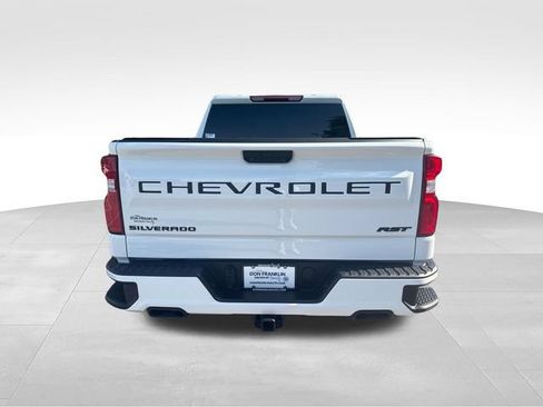 Used 2025 Chevrolet Silverado 1500 RST w/ Dark Appearance Package AWD/4WD image 4