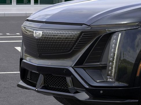 New 2026 Cadillac Lyriq V image 37