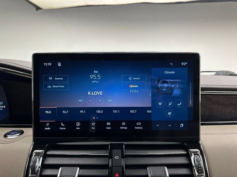 Used 2023 Lincoln Navigator L Reserve AWD/4WD image 20