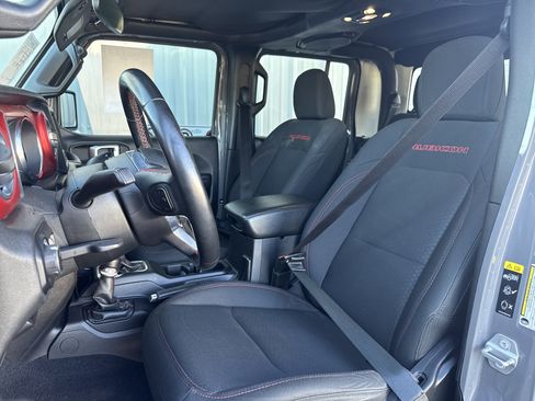 Used 2020 Jeep Gladiator Rubicon w/ Trailer Tow Package image 22