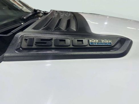 Used 2023 RAM 1500 Laramie AWD/4WD image 13