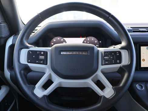 Used 2024 Land Rover Defender 110 S AWD/4WD image 18