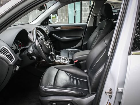 Used 2016 Audi Q5 2.0T Premium Plus w/ Technology Package AWD/4WD image 8