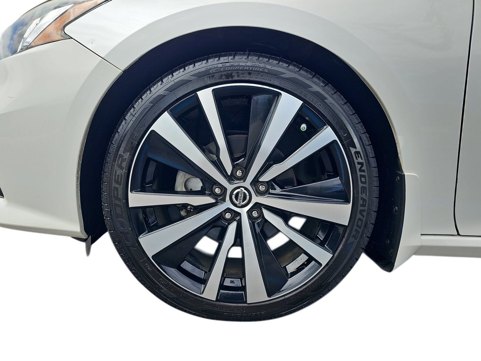 Used 2019 Nissan Altima 2.5 Platinum FWD image 28