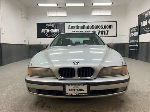 Used 1999 BMW 528i Sedan image 2