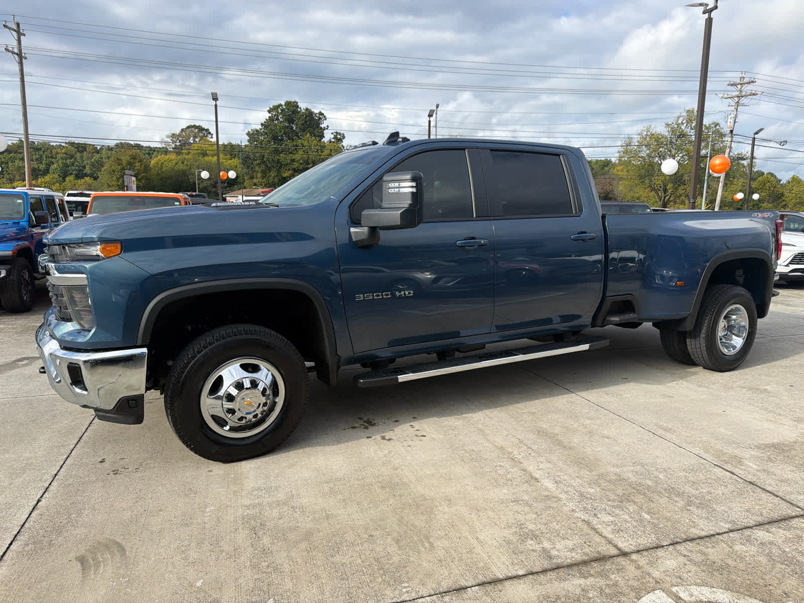Used 2026 Chevrolet Silverado 3500 LT w/ All Star Edition AWD/4WD image 5