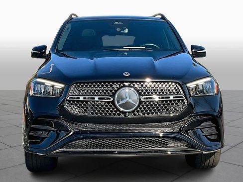 Used 2024 Mercedes-Benz GLE 450 4MATIC w/ AMG Line Exterior image 3