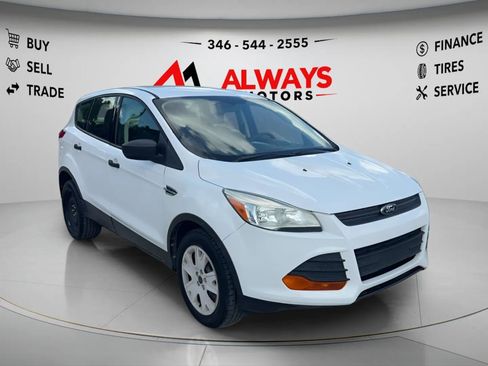 Used 2013 Ford Escape S FWD image 3