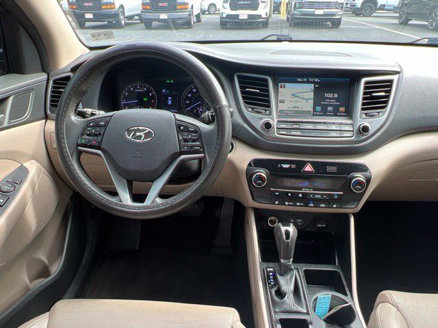 Used 2017 Hyundai Tucson SE Plus FWD image 11