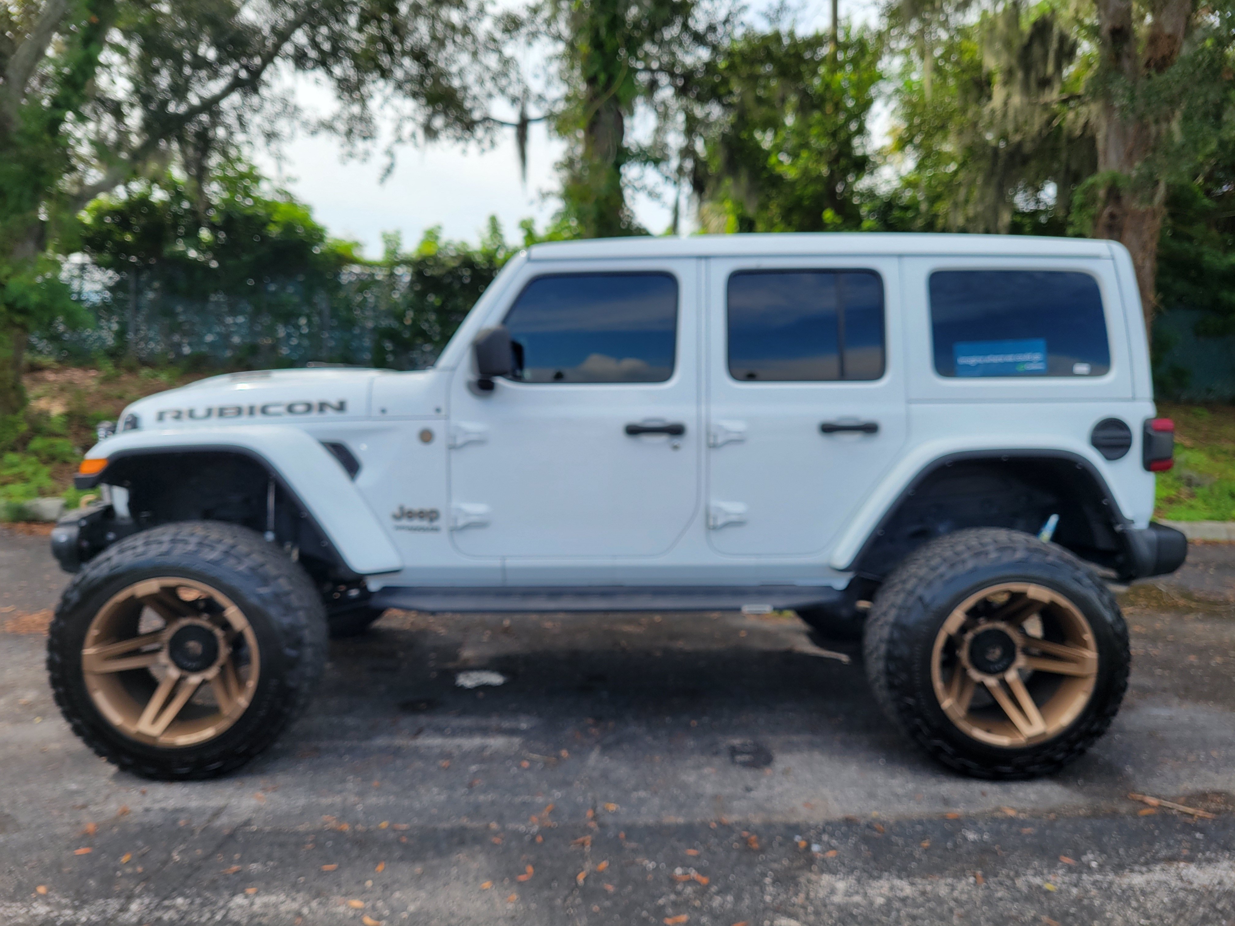 Used 2021 Jeep Wrangler Unlimited Rubicon AWD/4WD image 10