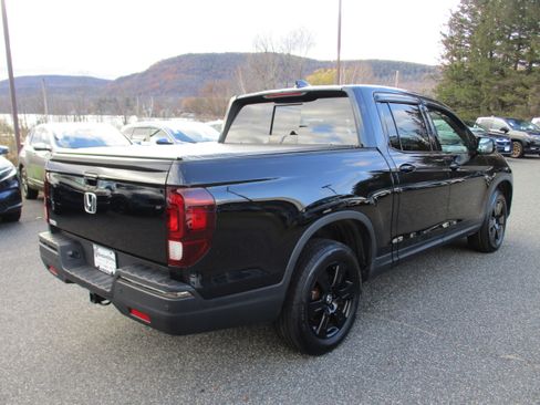 Certified 2020 Honda Ridgeline Black Edition image 5