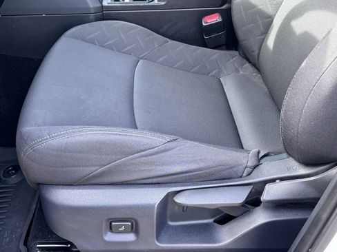 Used 2025 Toyota Tacoma SR image 12
