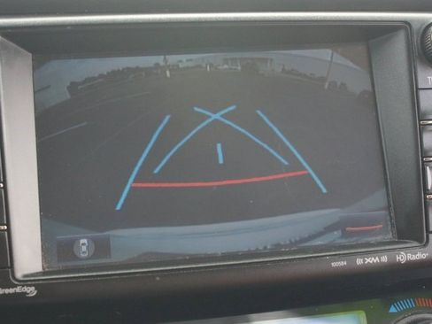 Used 2018 Toyota RAV4 Limited w/ Advanced Technology Package image 8