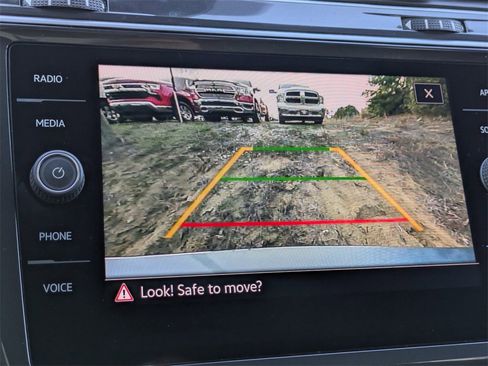 Used 2024 Volkswagen Tiguan Wolfsburg Edition image 22