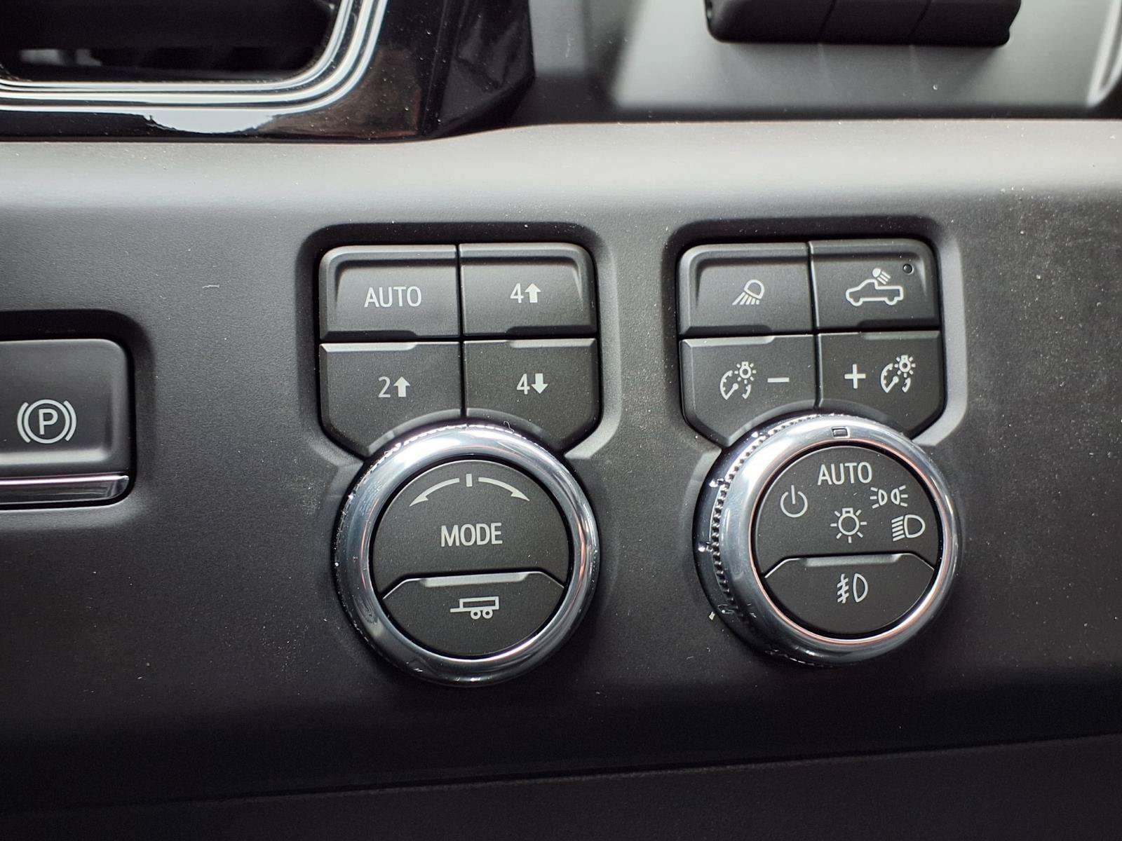 New 2026 GMC Sierra 1500 AT4 w/ AT4 Premium Package AWD/4WD image 16
