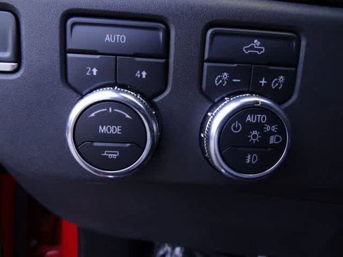 Used 2022 GMC Sierra 1500 Elevation AWD/4WD image 15