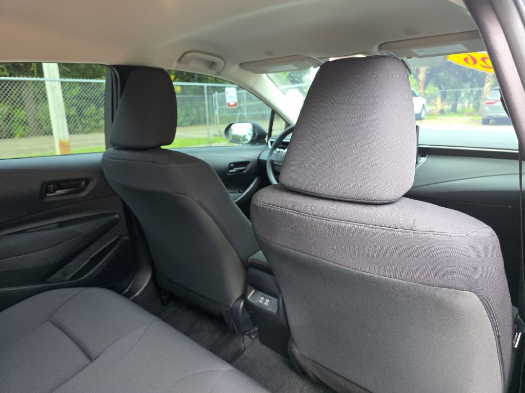 Used 2026 Toyota Corolla LE FWD image 16