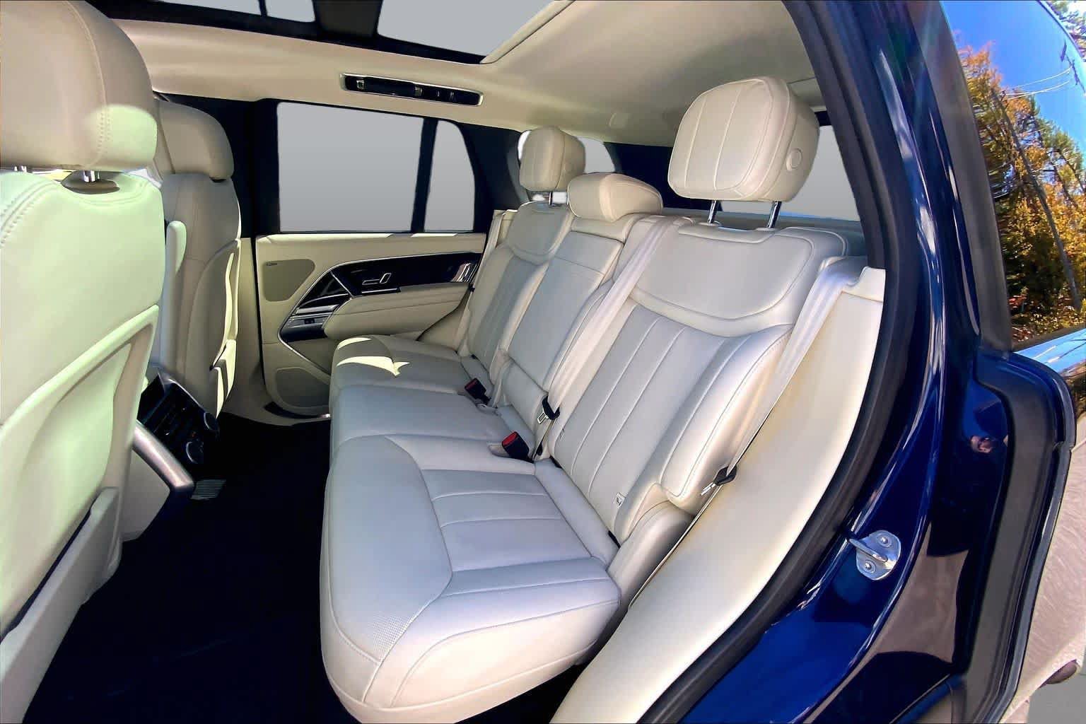 Used 2023 Land Rover Range Rover SE AWD/4WD image 19