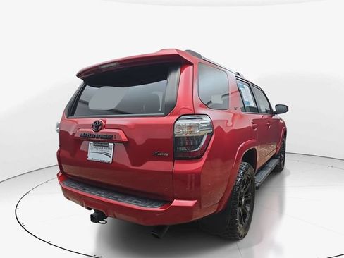 Used 2022 Toyota 4Runner SR5 RWD image 6