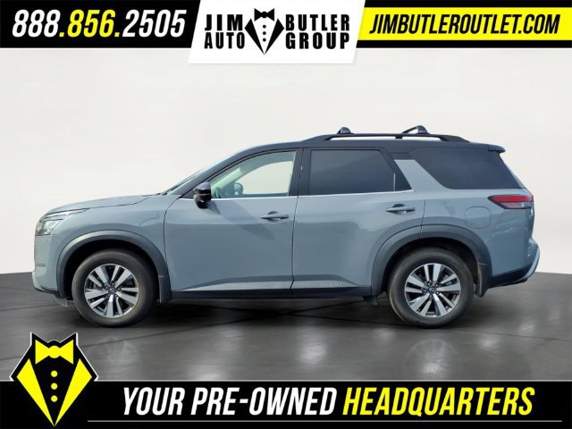 Used 2024 Nissan Pathfinder SL AWD/4WD image 2