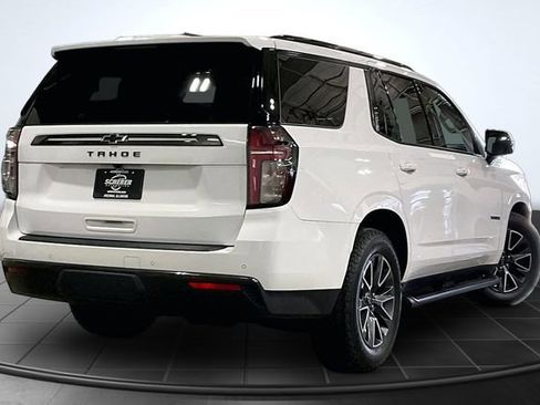 Used 2021 Chevrolet Tahoe Z71 w/ Z71 Off-Road Package AWD/4WD image 2