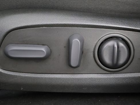 Used 2022 Chevrolet Traverse LT w/ LPO, Floor Liner Package image 28