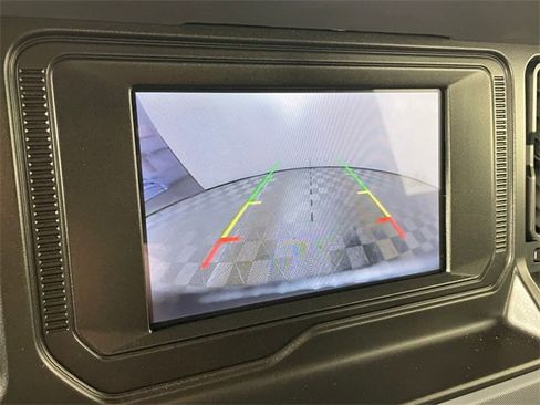 Used 2022 Ford Bronco Black Diamond image 9