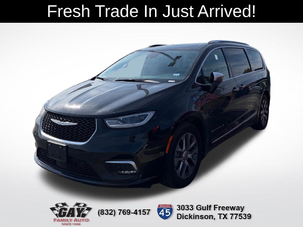 Used 2021 Chrysler Pacifica Pinnacle FWD image 3