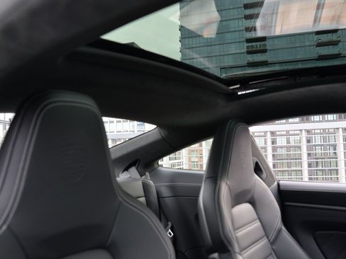 Certified 2025 Porsche 911 Carrera GTS image 14