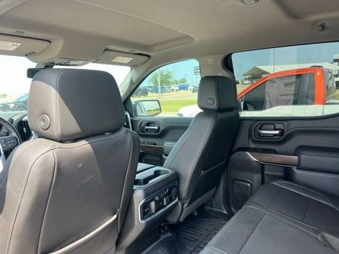 Used 2021 GMC Sierra 1500 SLT AWD/4WD image 10