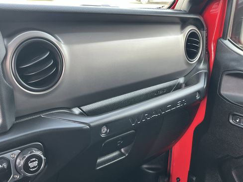 Used 2021 Jeep Wrangler Unlimited Sport w/ Sun And Sound Package image 24