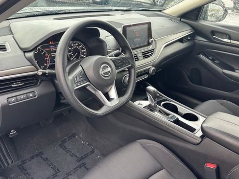 Certified 2023 Nissan Altima 2.5 SV FWD image 30