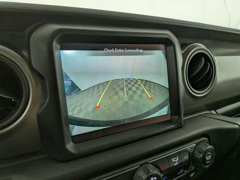 Used 2021 Jeep Wrangler Unlimited Sport AWD/4WD image 5