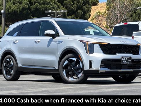 New 2025 Kia Sorento EX image 2