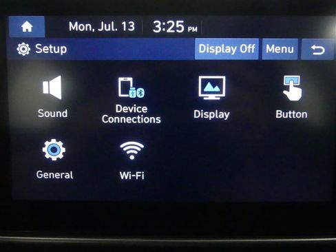 Used 2021 Hyundai Venue SE FWD image 11