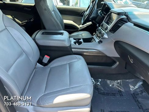 Used 2018 Chevrolet Tahoe LT w/ LT Signature Package AWD/4WD image 14
