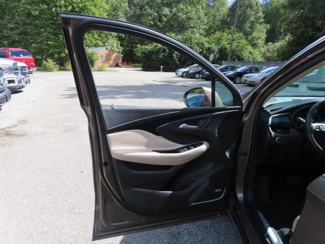 Used 2016 Buick Envision Premium AWD/4WD image 18