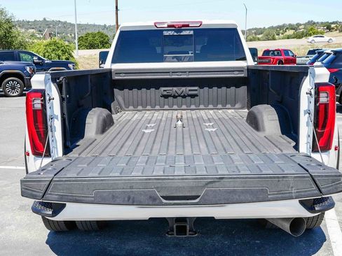 Used 2025 GMC Sierra 3500 Denali Ultimate AWD/4WD image 25