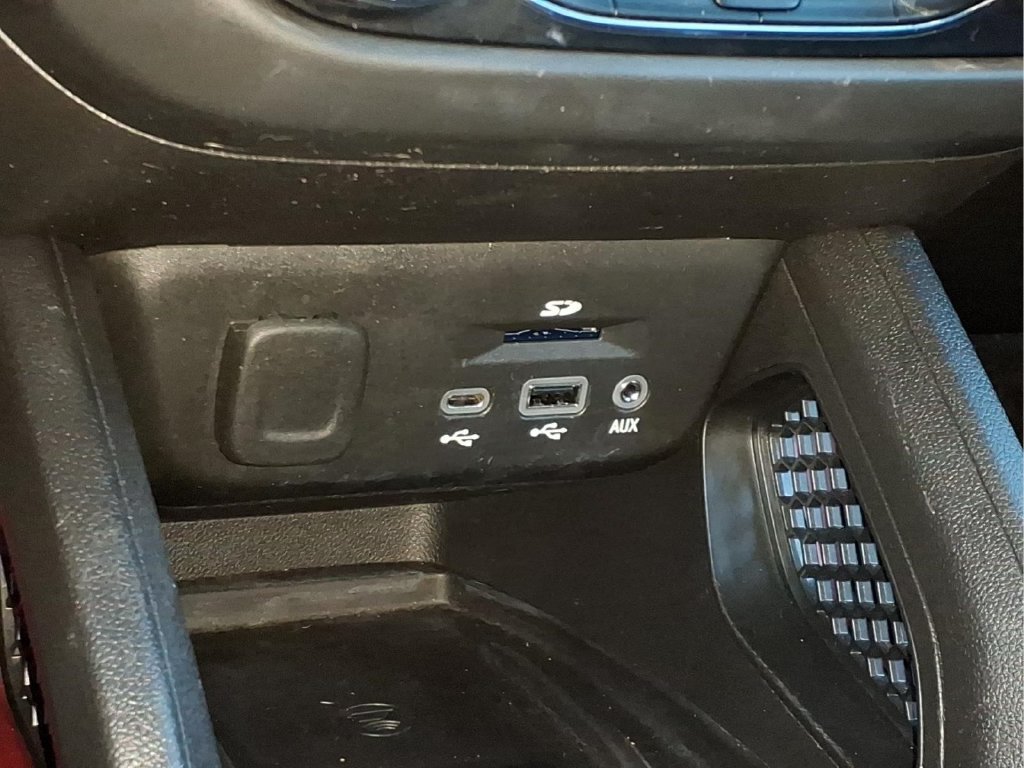 Used 2022 Chevrolet TrailBlazer RS w/ Sun and Liftgate Package FWD image 8