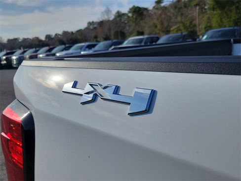 New 2026 GMC Sierra 1500 Elevation image 9