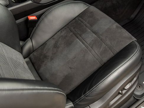 Certified 2022 Porsche Cayenne Turbo GT image 42